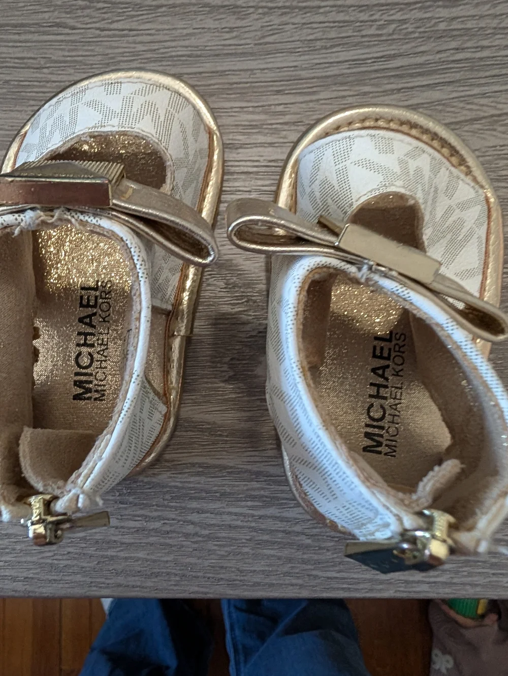 Michael Kors Baby Girls Metallic Silver and Gold Logo Sandals Size Baby2 (2pairs